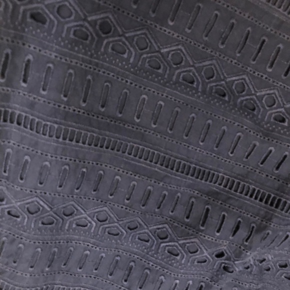 Gap navy eyelet skirt - Picture 3 of 3